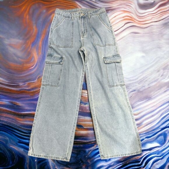 Wide leg Cargo Jeans with 2 front pockets and 2 pockets w flaps on the sides MED - Picture 1 of 13